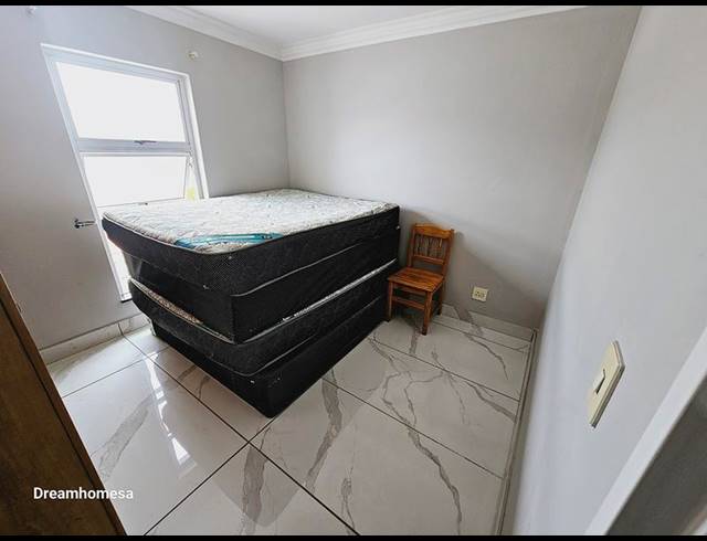 3 BEDROOM APARTMENT FOR SALE IN SUNNINGHILL